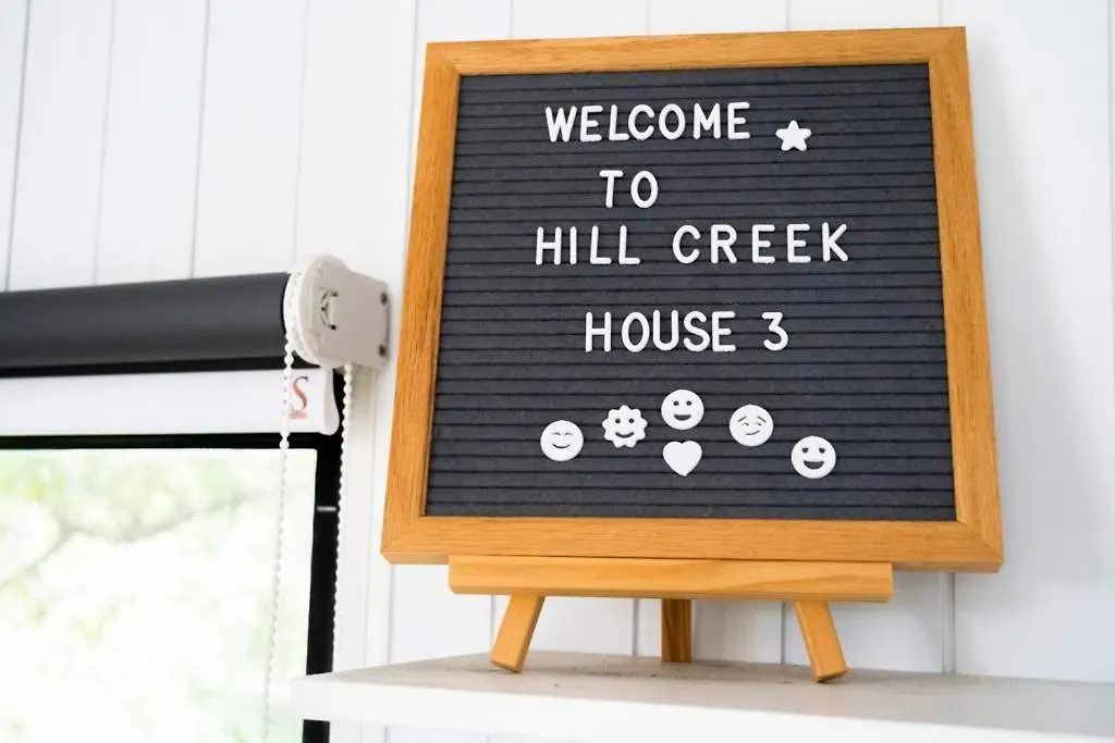 Вилла Hill Creek Tiny House 3 By Tiny Away Perwillowen Дом отдыха
